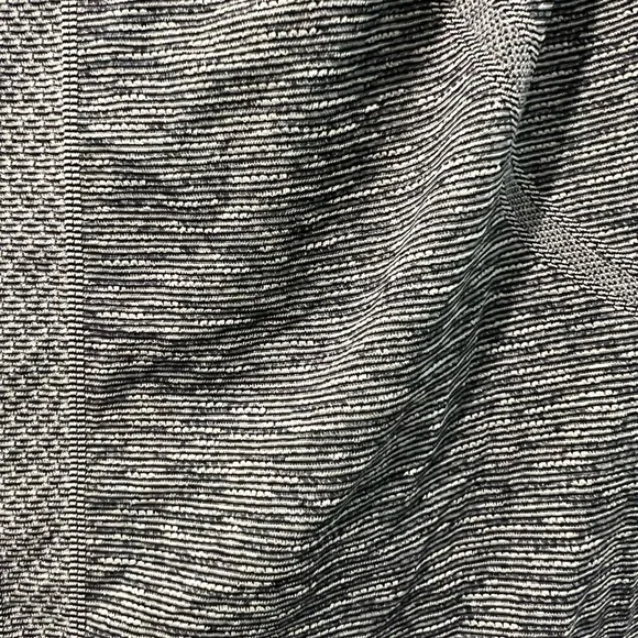 Lululemon Swiftly Short Sleeve - Picture 3 of 4
